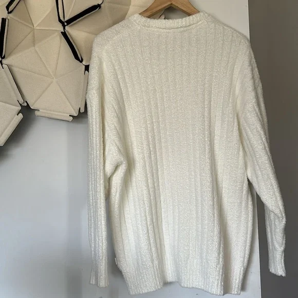 NWT UGG Riz top rib sweater medium white - Picture 6 of 6